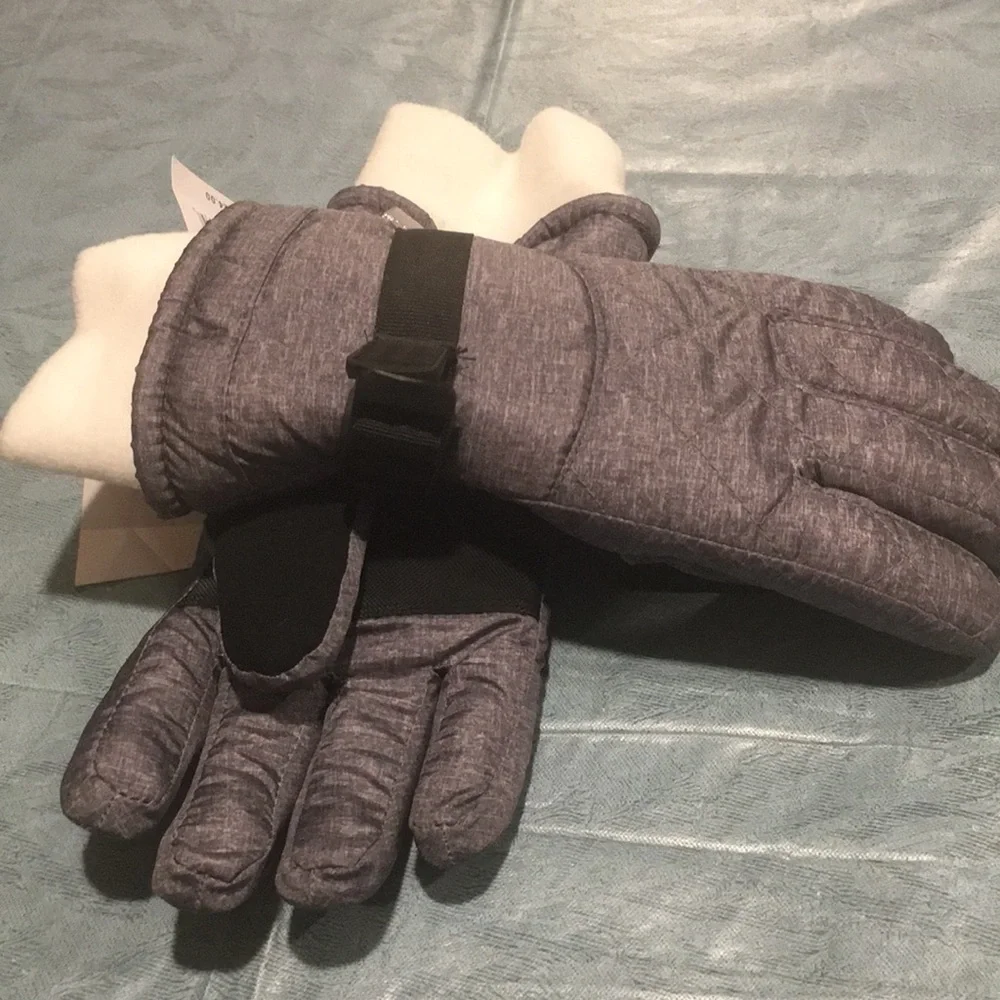 Children’s ZeroXposure Thinsulate Gloves NEW Sz M-L Warm & Cozy No Bulk Uni-Sex
